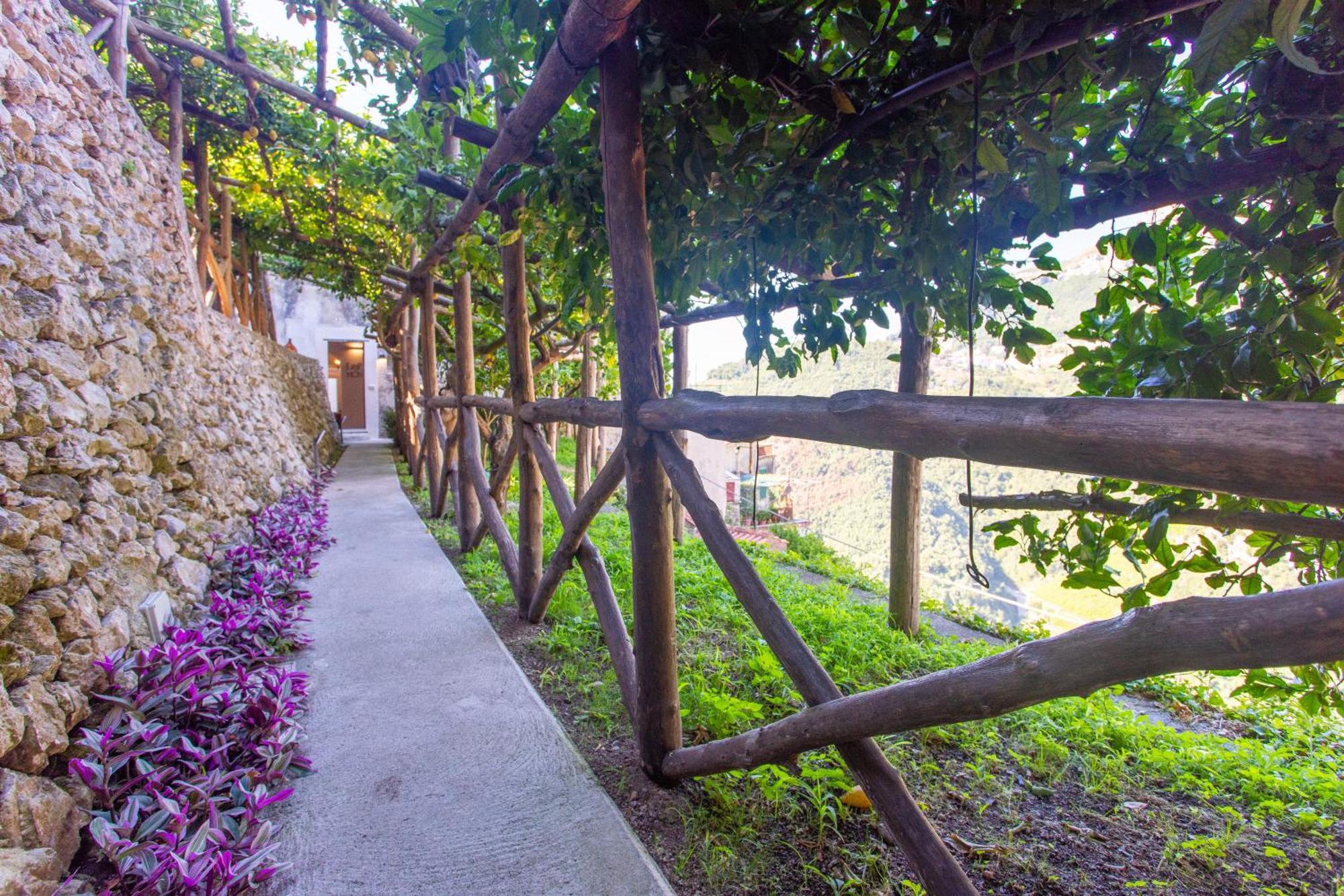 Poggio Angelarosa: Lemon Garden Stay&Relax Scala Exteriér fotografie