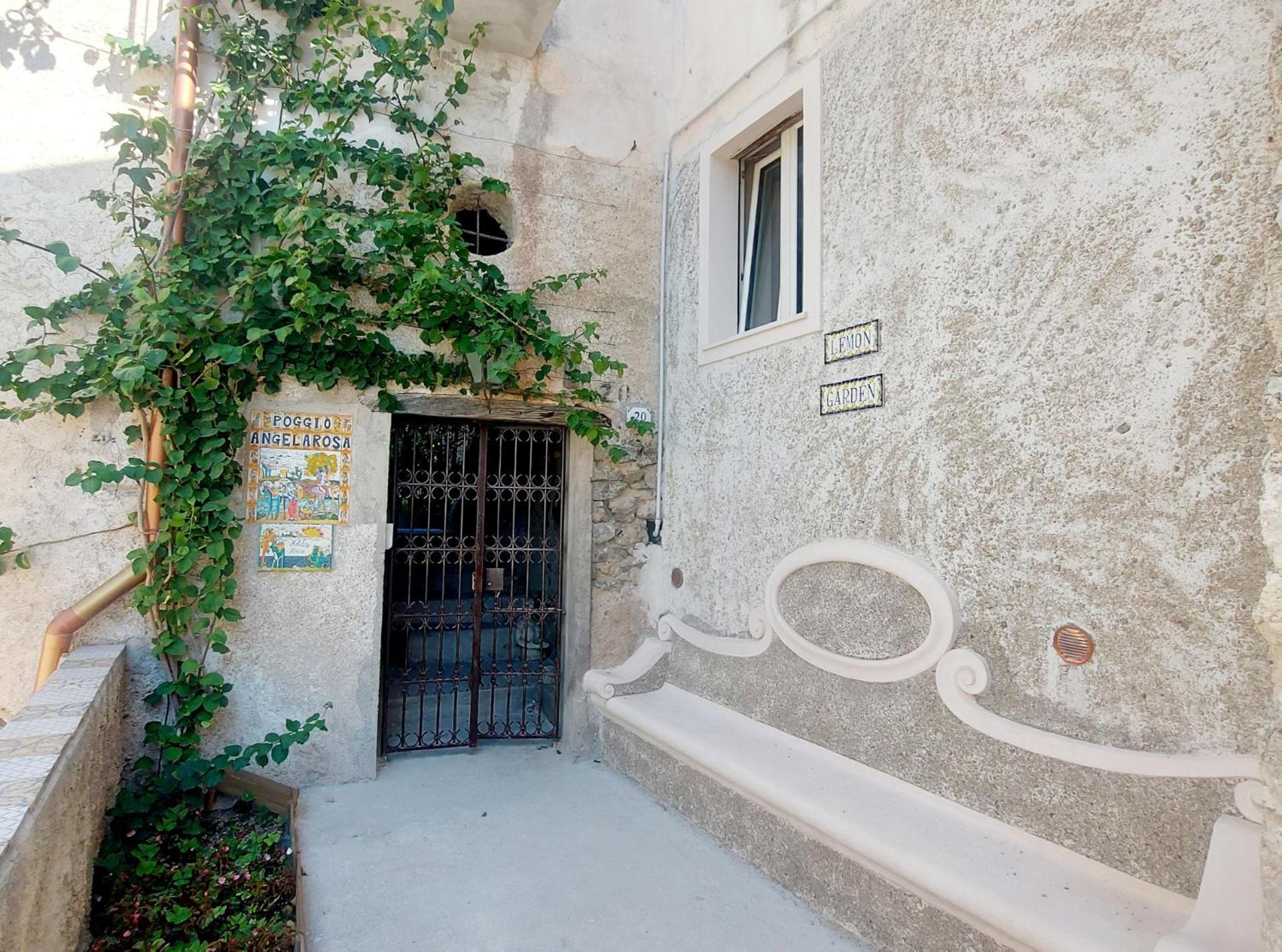 Poggio Angelarosa: Lemon Garden Stay&Relax Scala Exteriér fotografie